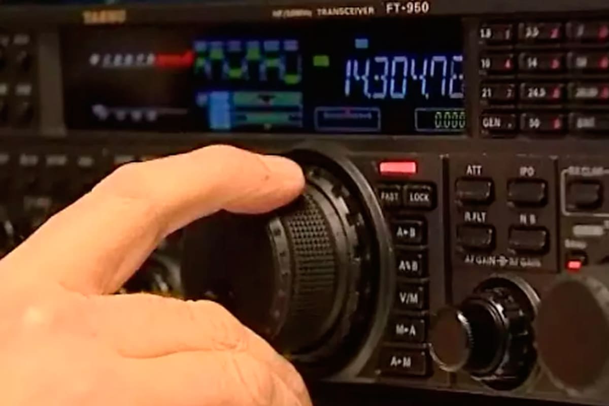 Hoy se celebra el Día del Radioaficionado