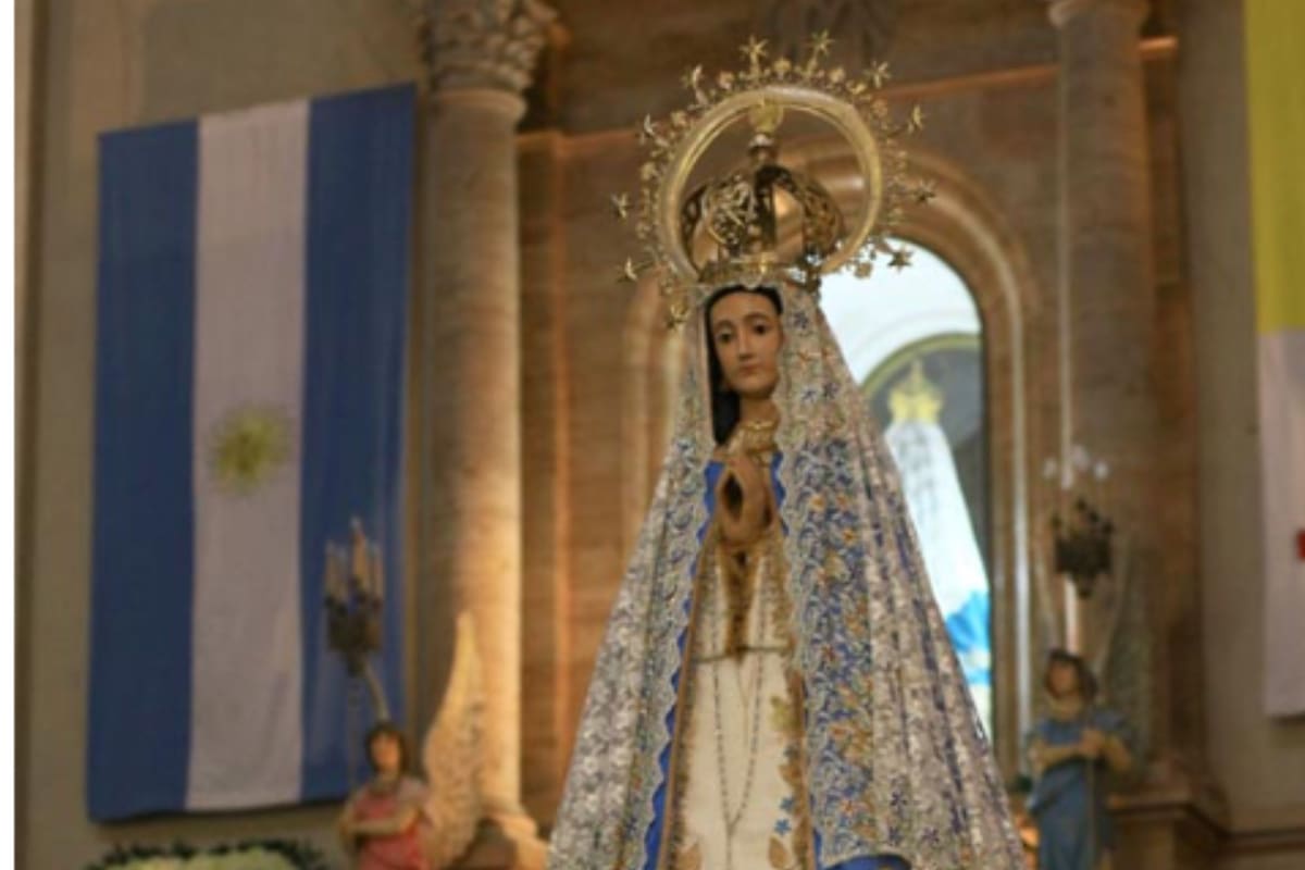 Hoy se recuerda la coronación de la Virgen de Itatí