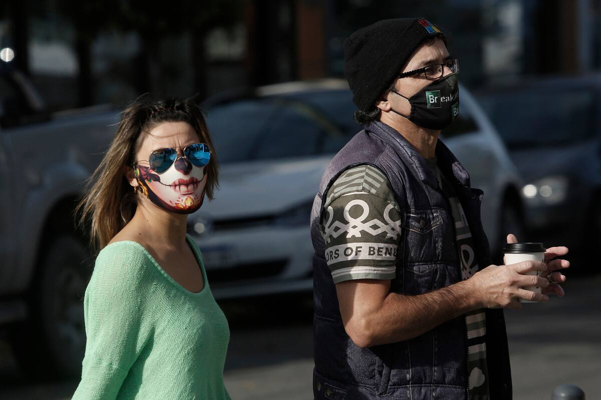 Hoy se registraron cinco nuevas muertes; se trata de cuatro hombres y una mujer, residentes de la ciudad y la provincia de Buenos Aires