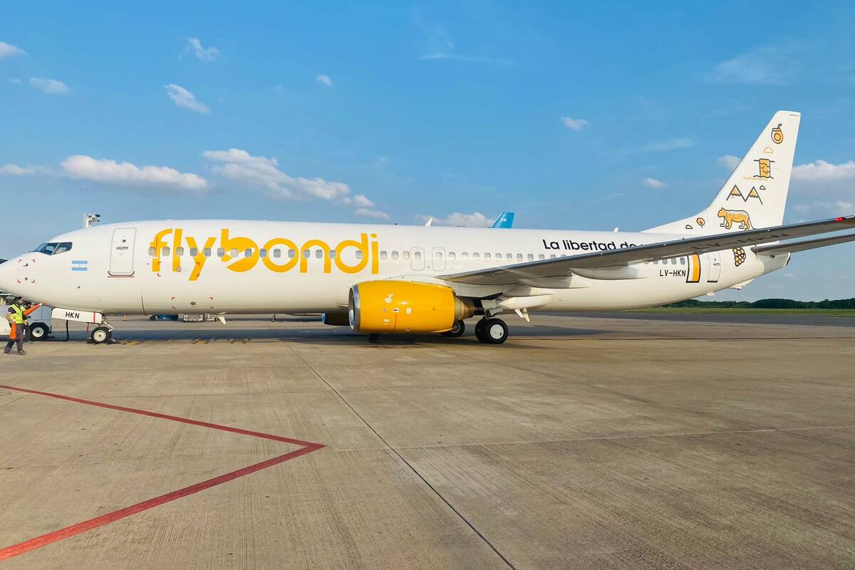 Hoy, tres compañías atienden el actual mercado de cabotaje (Aerolíneas Argentinas, JetSmart y Flybondi)