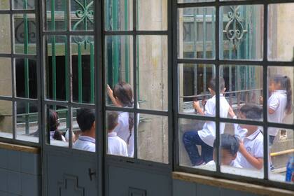 Hoy volverán a sentarse en una comisión técnica el gobierno de Vidal y los sindicatos; buscarán destrabar, sin paros, los puntos que impiden el acuerdo salarial