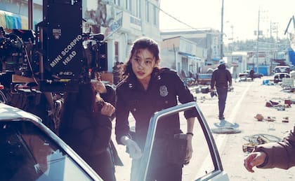 Hoyeon durante el rodaje del film dirigido y escrito por Na Hong-jin