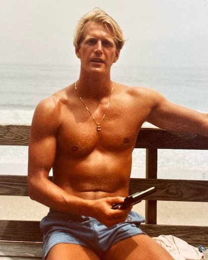 Hoyt Richards pasó 15 años en la secta y entregó millones de dólares a su líder (Foto: @hbodocs)