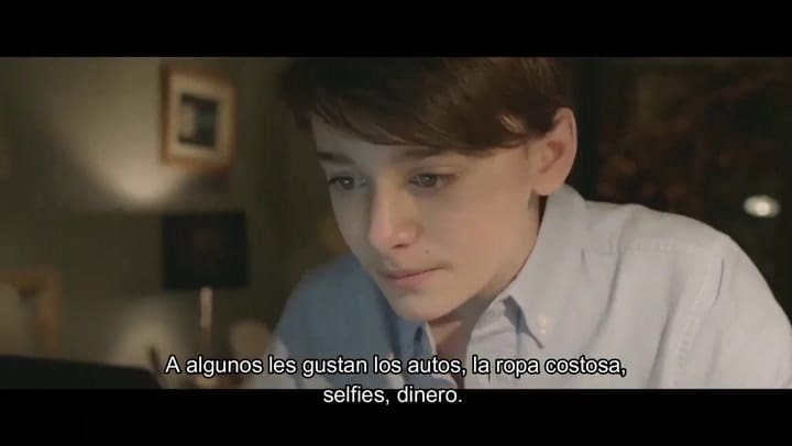 Tráiler de Abe, la película protagonizada por Noah Schnapp