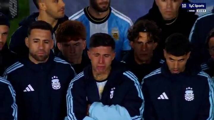 El llanto de Enzo Fernández al escuchar a Messi