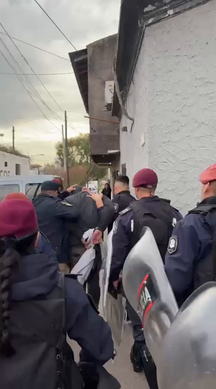 Se detuvieron a 8 personas directamente vinculadas a la causa.