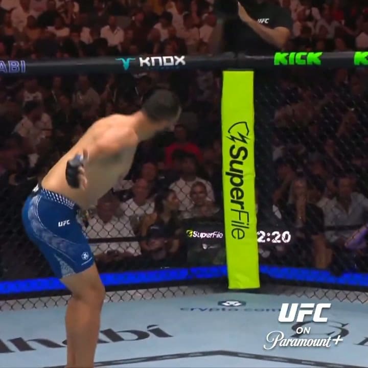 El "Devastador" nocaut de Reyes