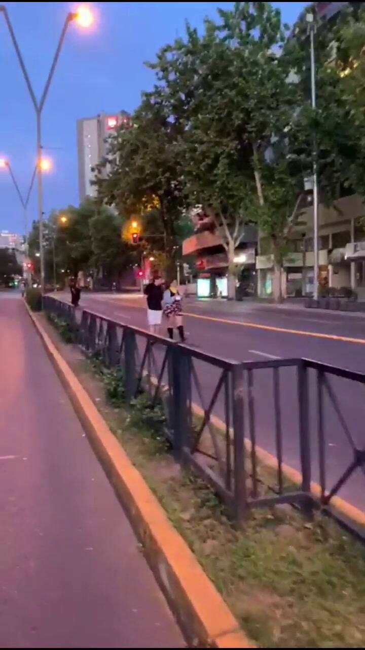 Cacerolazos en Chile durante el toque de queda