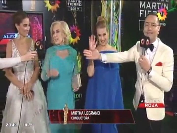 Martín Fierro 2017 - Mirtha Legrand, Marcela Tinayre y Juana Viale en la alfombra roja