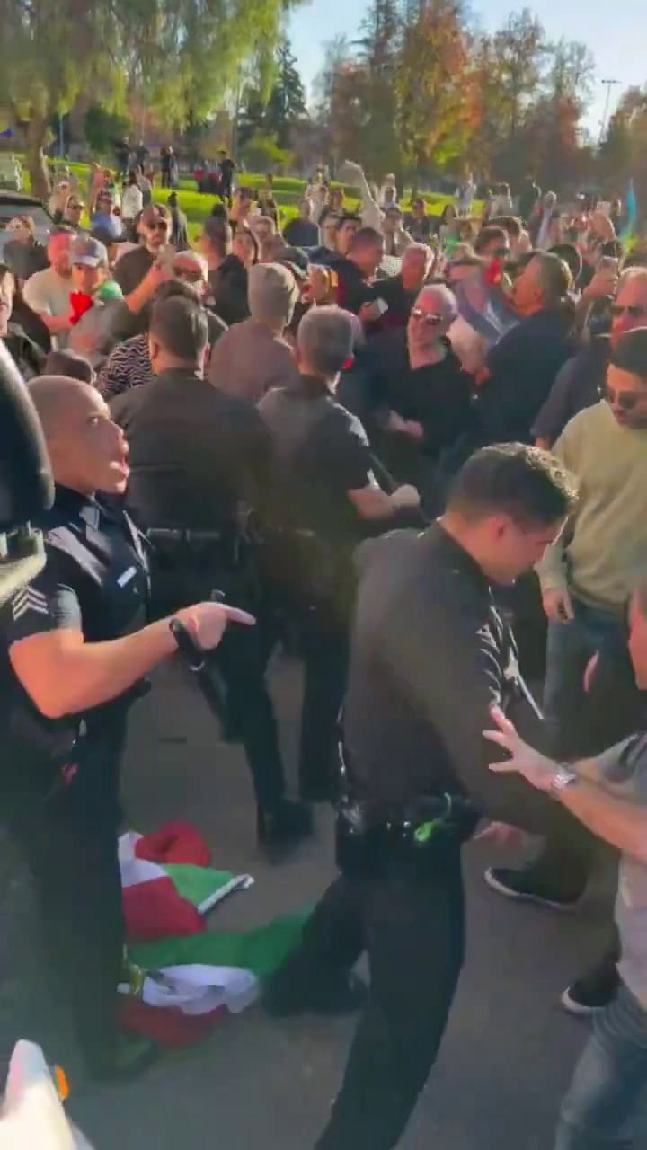 Manifestación iraní en Los Angeles