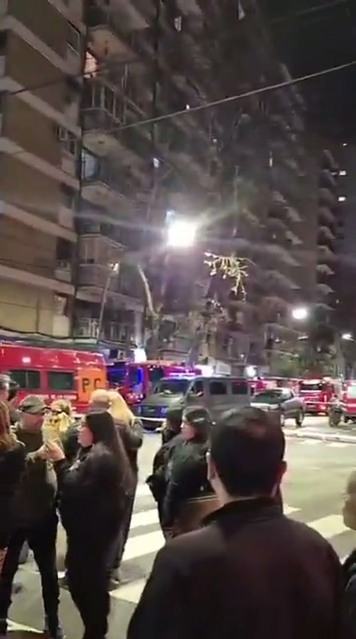 Dos hombres se atrincheraron en Recoleta