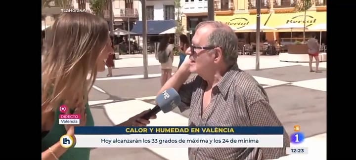 El móvil fallido de una cronista que está haciendo reír a todos en internet
