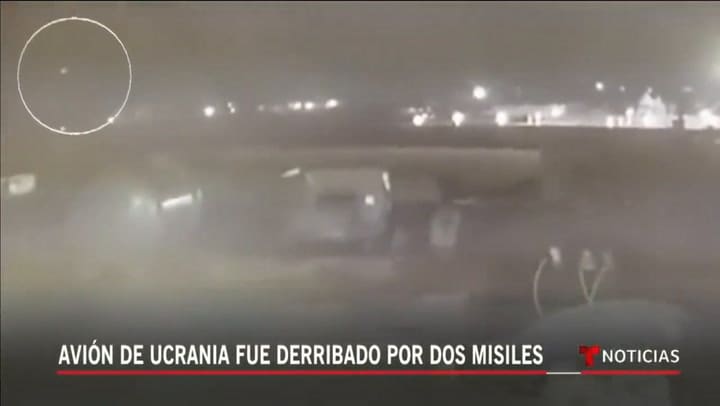 El video que muestra cómo Irán atacó el avión ucraniano - Fuente: YouTube