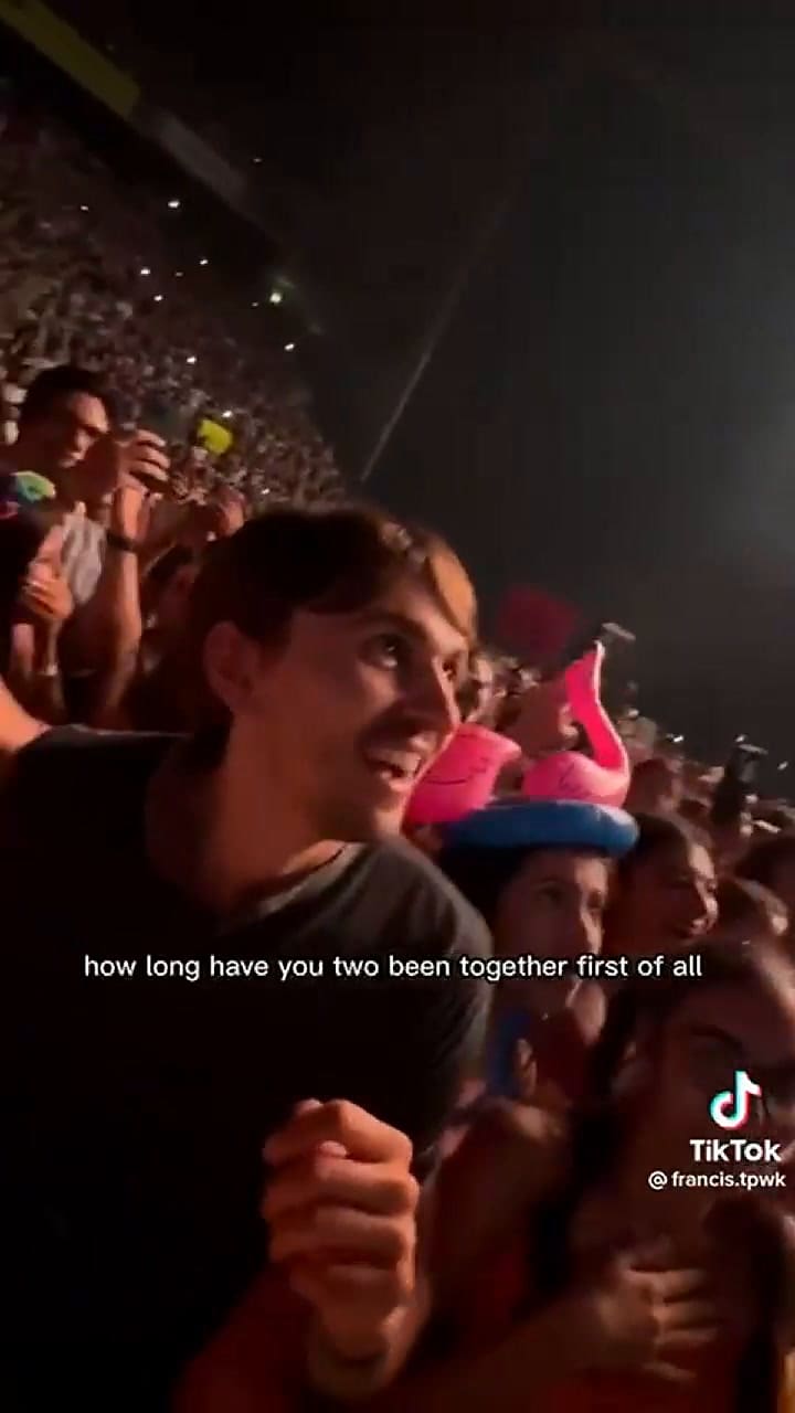 En pleno show Harry Styles cedió su micrófono para que un fan le pidiera casamiento a su novia