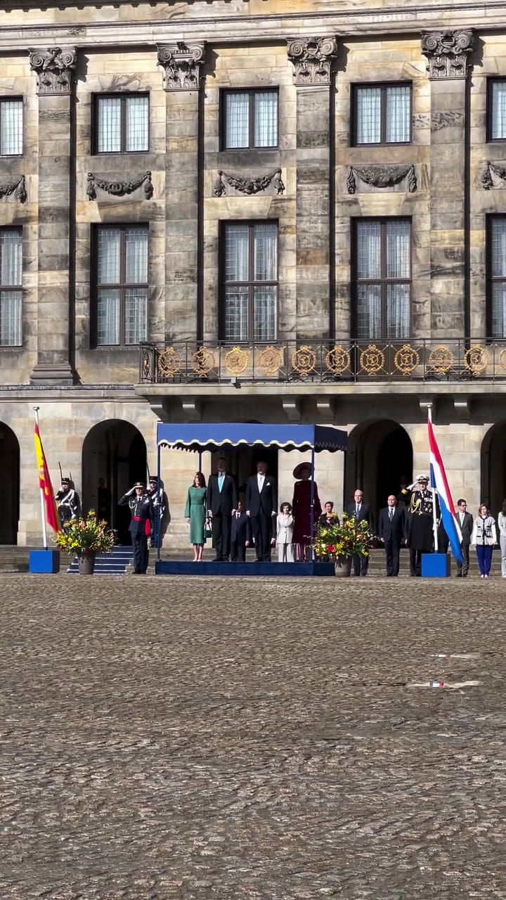 Los reyes de los Países Bajos recibieron a los reyes de España en Ámsterdam