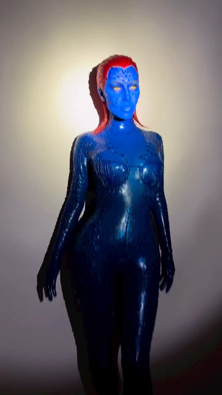 La puesta en escena de Kim Kardashian como Mystique de X-Man