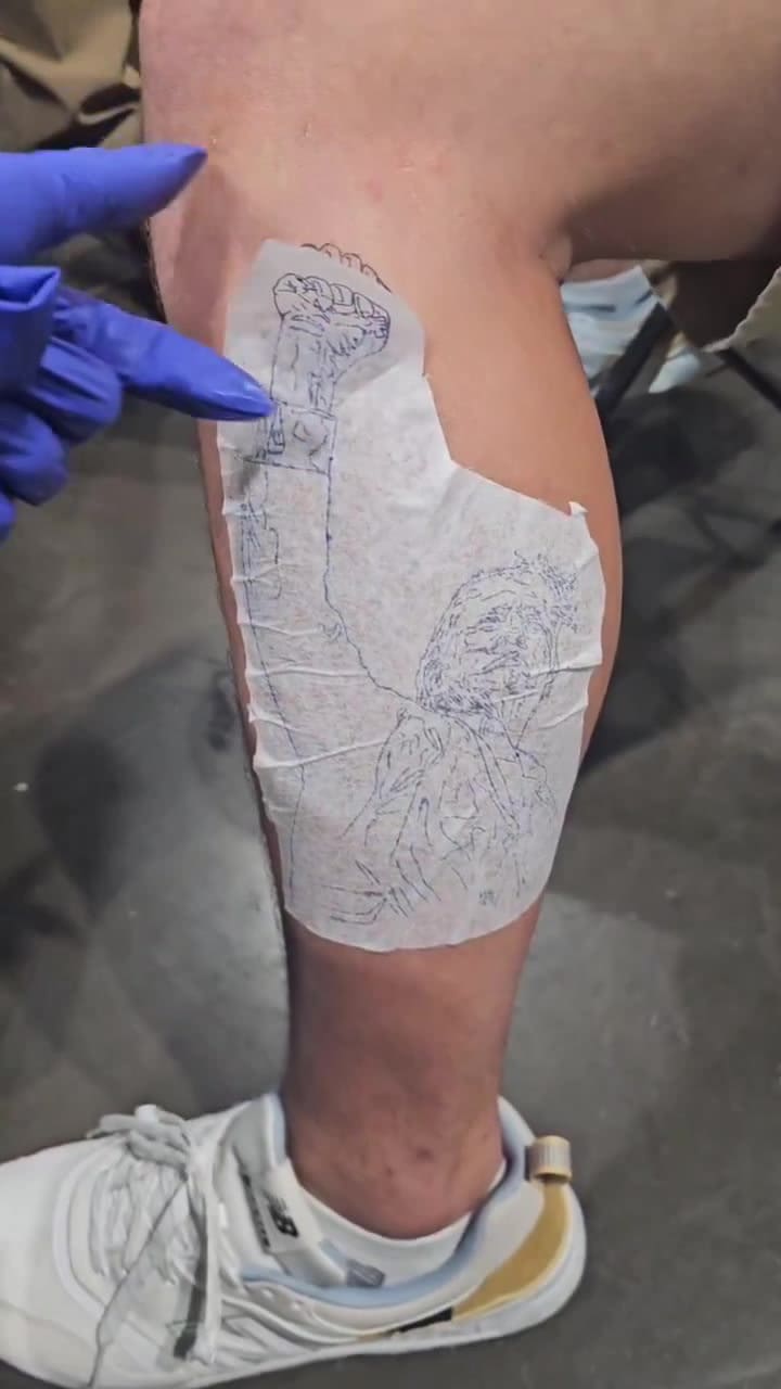 La impactante imagen de Trump que un hombre de Florida se tatuó tras el atentado
