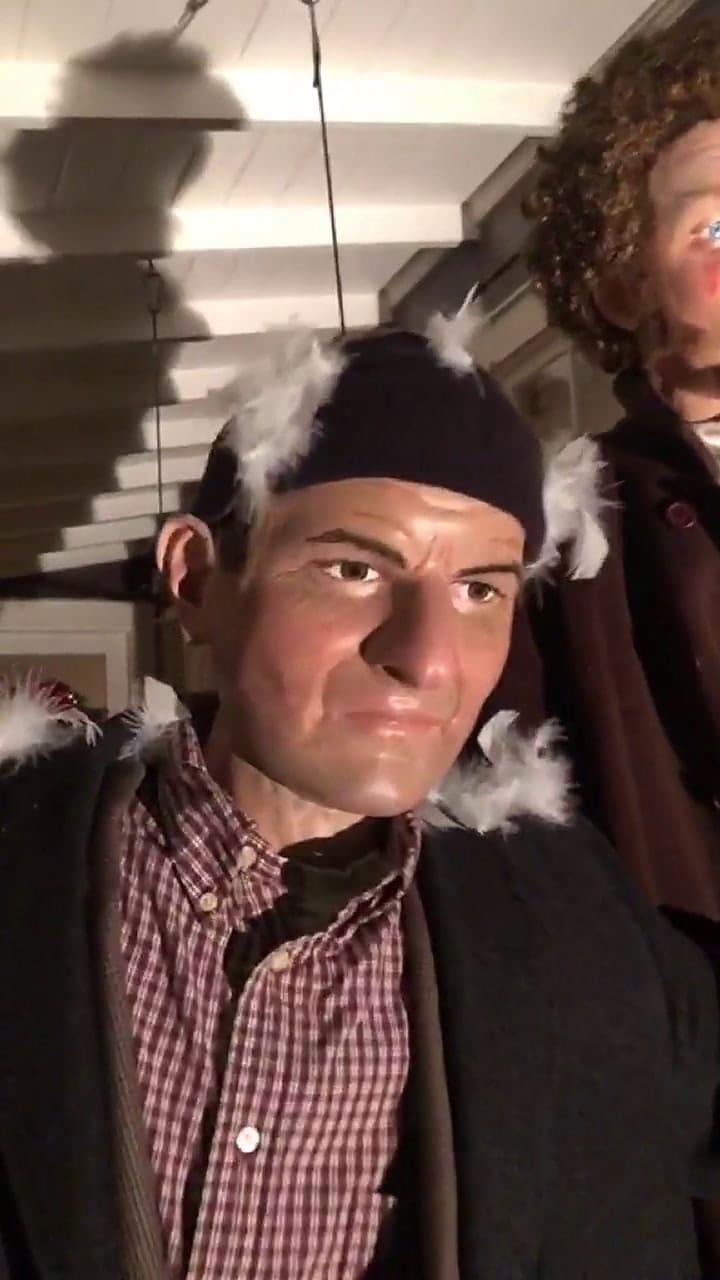 Para Navidad, reproducen en su casa escenas y personajes de Mi pobre angelito. - Fuente: TikTok