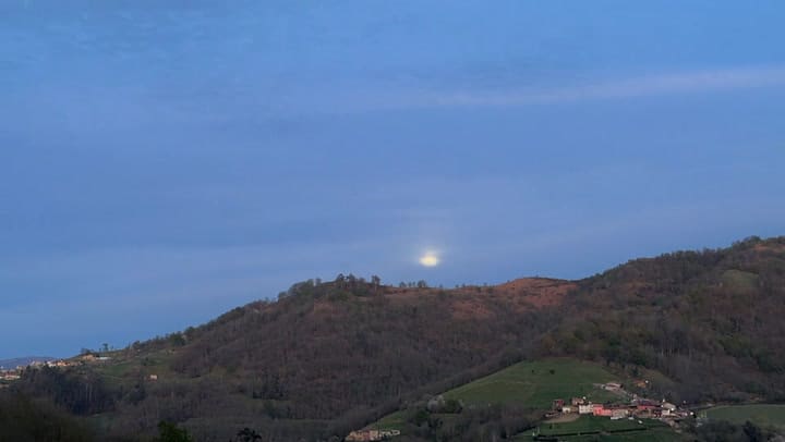 Luna llena de nieve