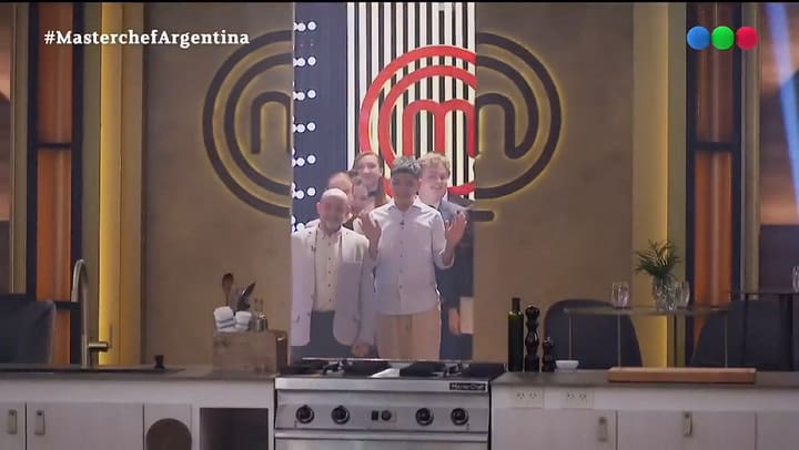 Los exparticipantes de MasterChef asistieron a la final de este domingo