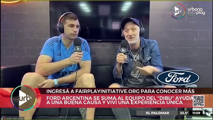 Dibu Martínez le habló en inglés a Andy Kusnetzoff en medio de la entrevista e hizo reír a todos en