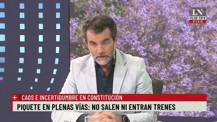 Constitución: piquete y corte de vías, los pasajeros varados