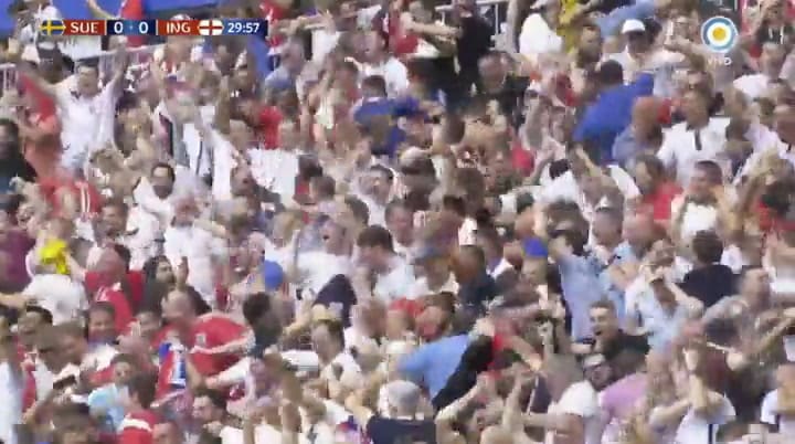 La anotación de Maguire para el 1-0 de Inglaterra sobre Suecia - Fuente: TV Pública
