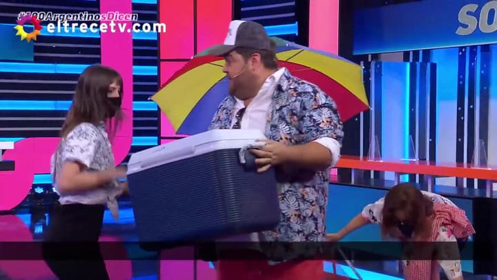 Darío Barassi terminó el programa descalzo y en una reposera