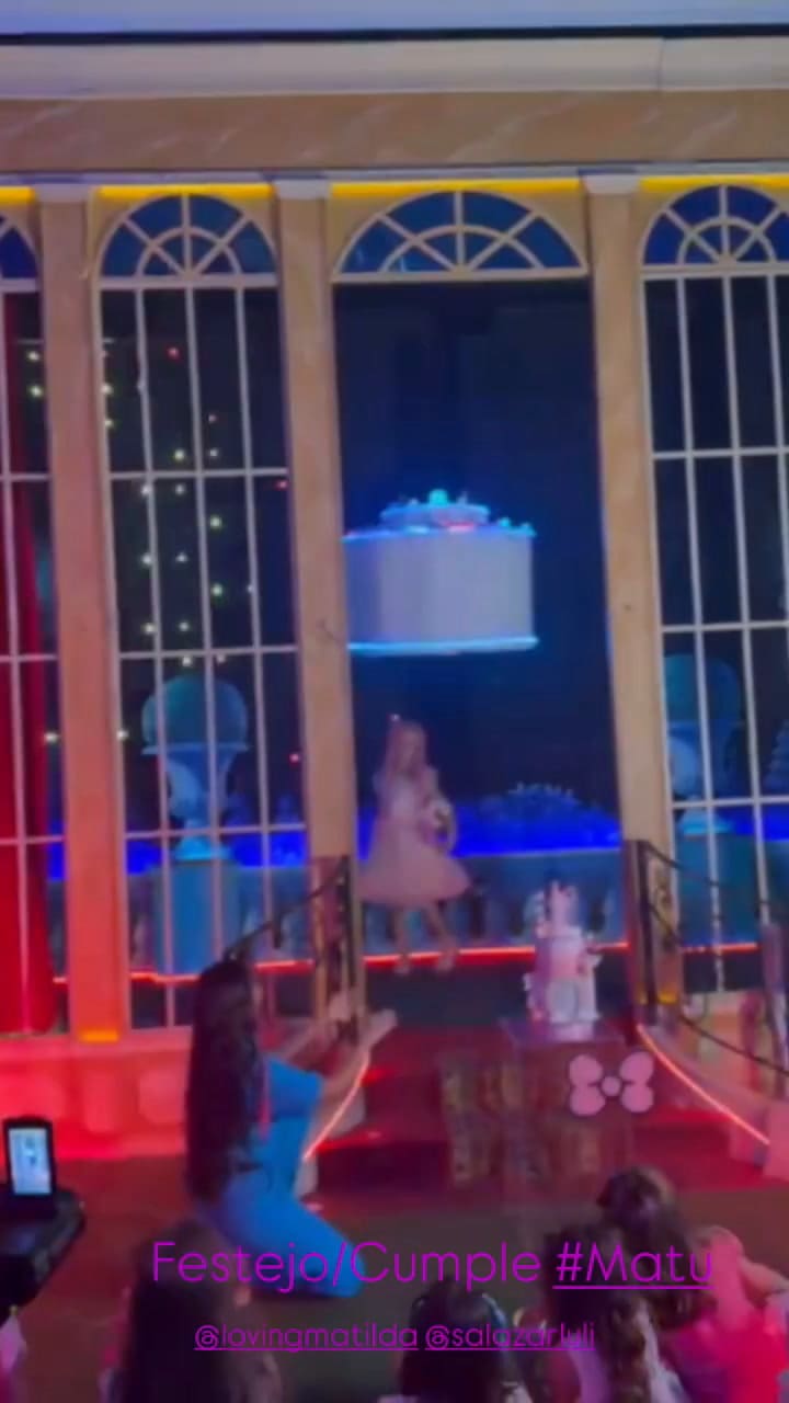 Así apareció Matilda entre sus amigos