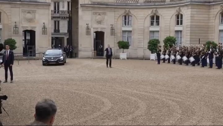 Milei se reunió con Macron en Paris