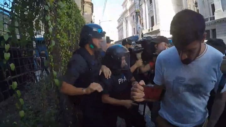 El operativo de detención de los activistas de Greenpeace