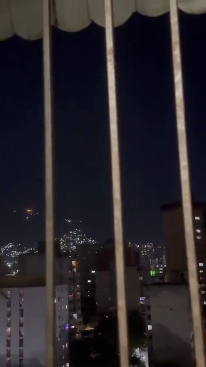El momento en que inician los disparos en Caracas