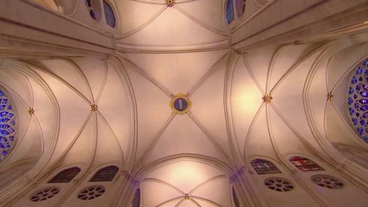 Macron Notre Dame