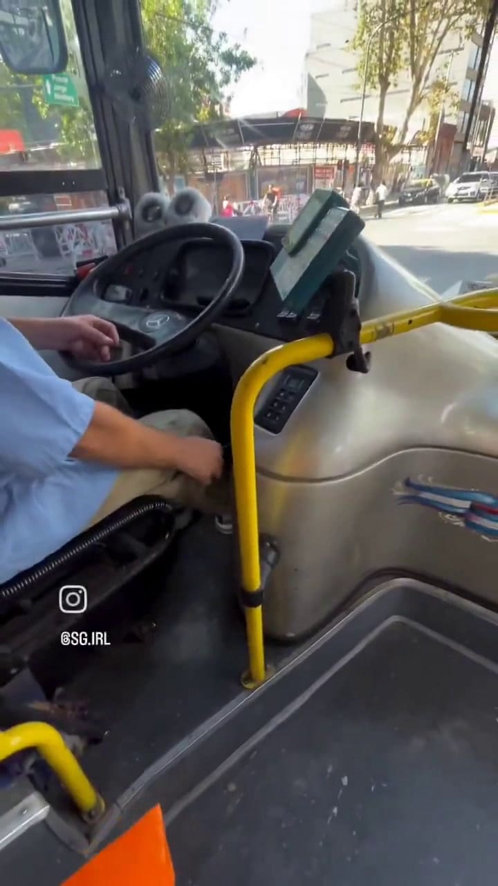 Mostró el “arma secreta” de los colectiveros