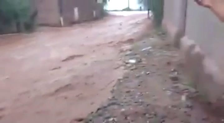 Un fuerte alud azota La Rioja
