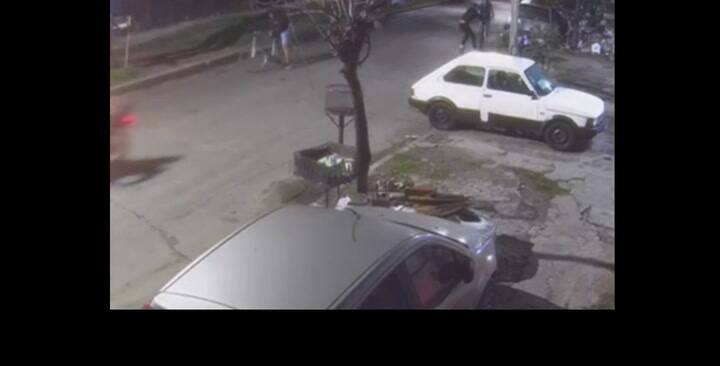 Balearon a un ciclista para robarle en Loma Hermosa, Tres de Febrero