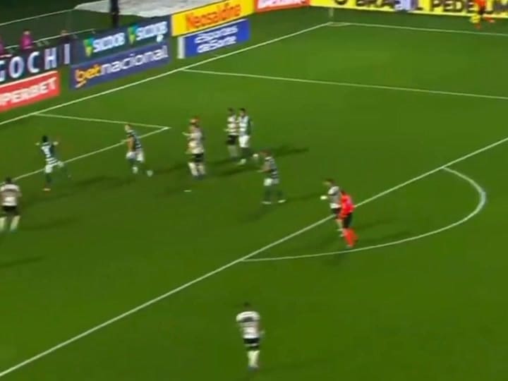 El gol que terminó con festejo y lesión
