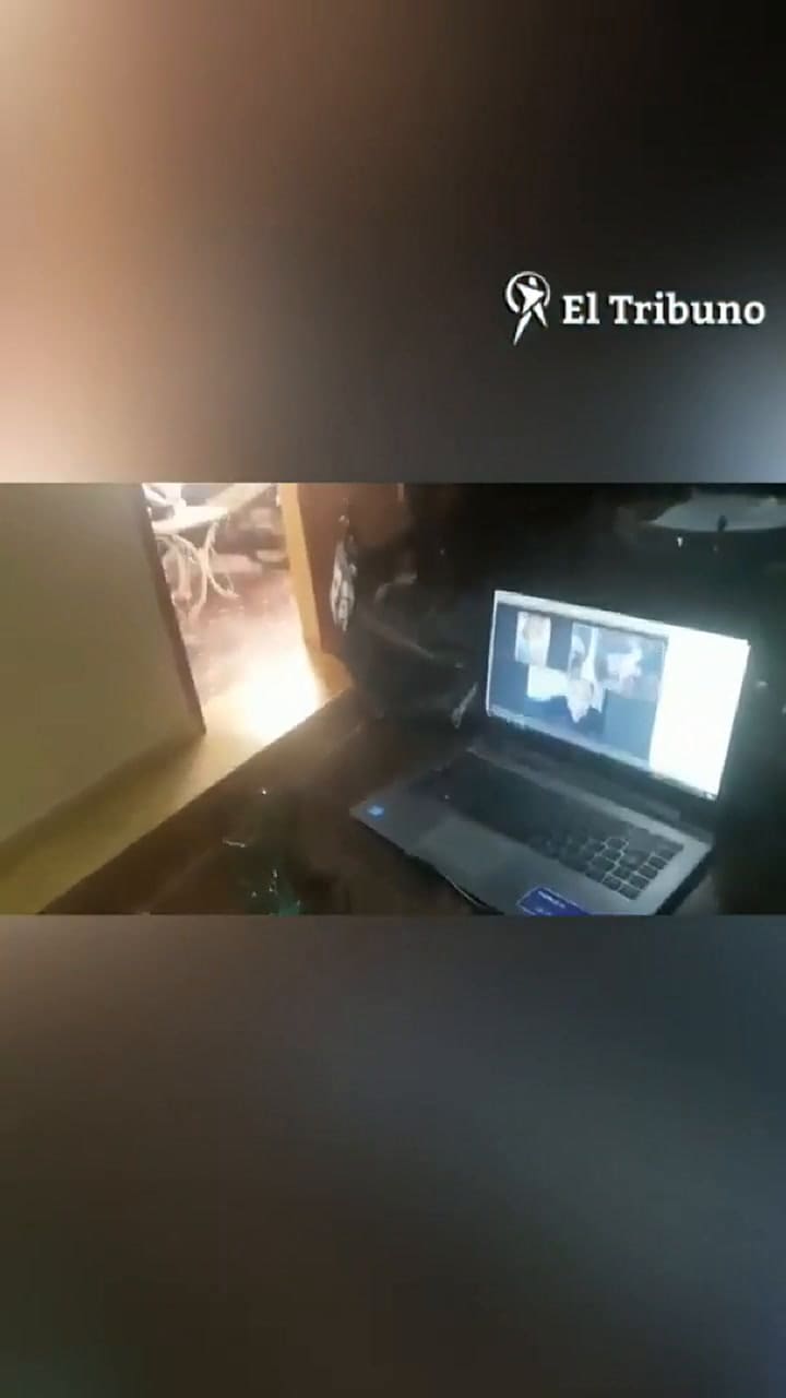 Se recibió y su abuelo se emocionó