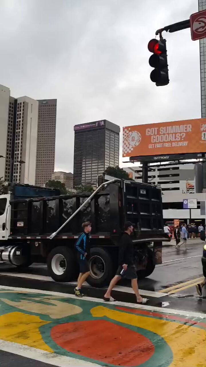 Las inmediaciones del estadio en Atlanta, durante la tarde del martes