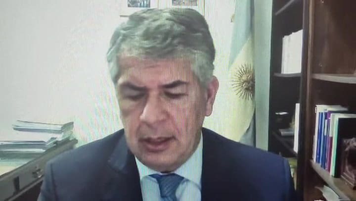 El juez Néstor Costabel da a conocer la sentencia