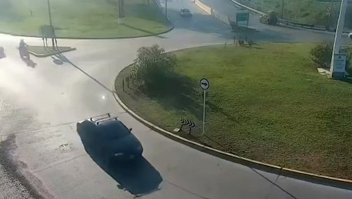 tipo corriendo