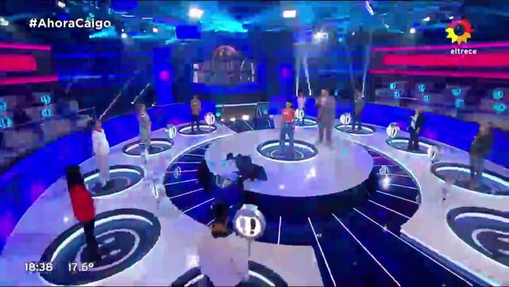 La inesperada interrupción desde la tribuna de Ahora Caigo que desconcertó a Darío Barassi: “Sáquenle el micrófono”