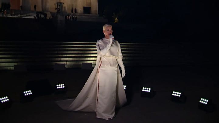 Katy Perry presentó 'Firework' en el día inaugural del gobierno Biden-Harris - Fuente: Biden Inaugu