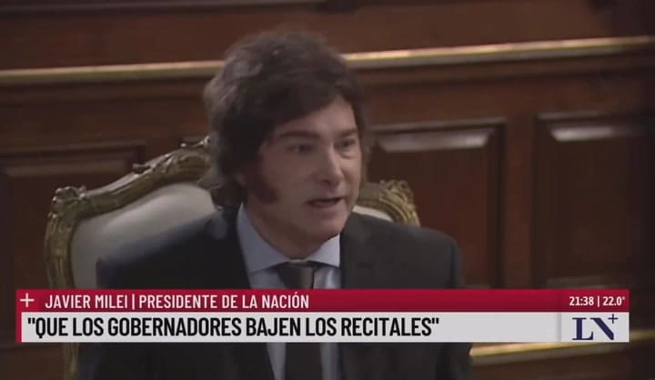 Javier Milei apuntó contra Lali "Depósito"