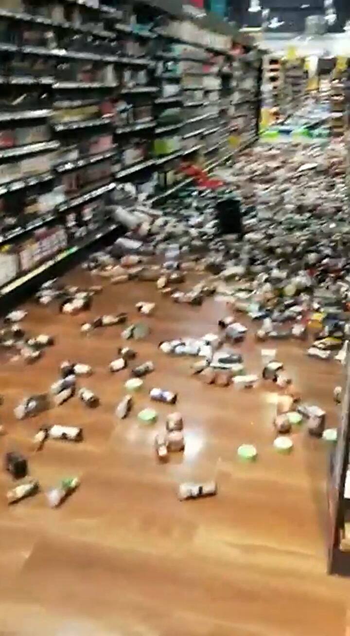 Así se vivió el sismo en una sucursal de La Comer (un supermercado) en Michoacán