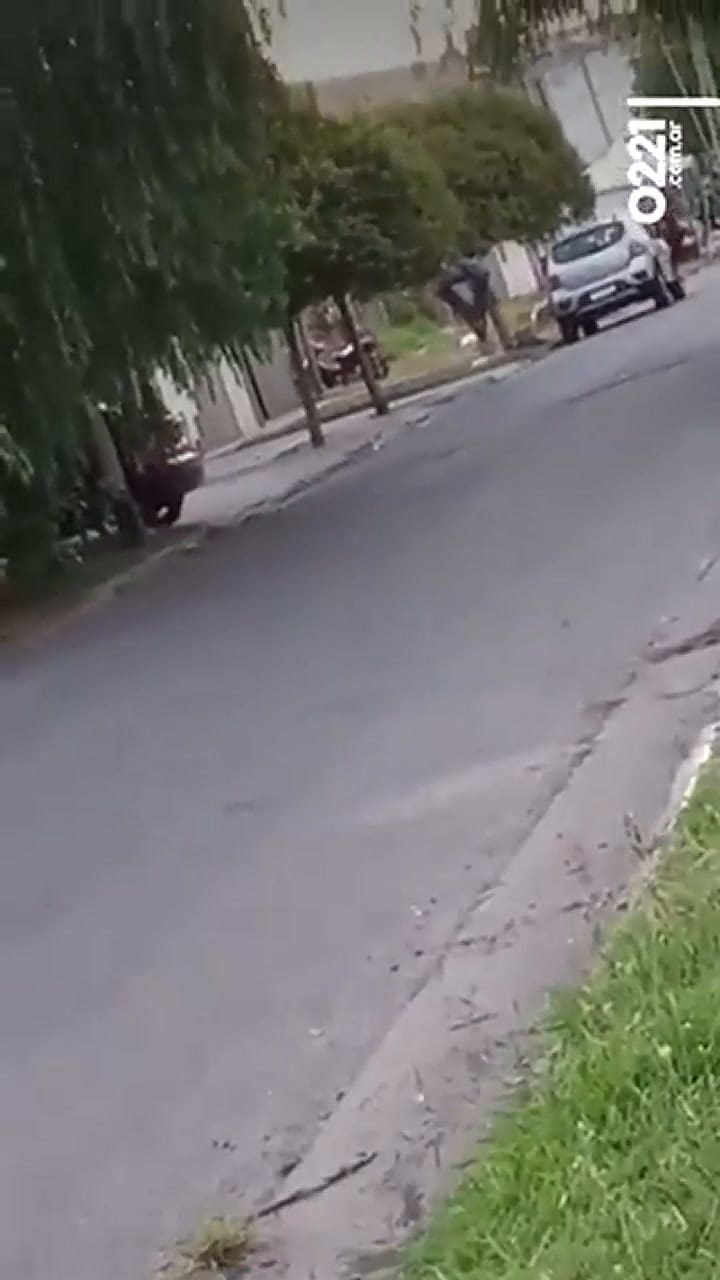 Un velatorio en plena calle platense