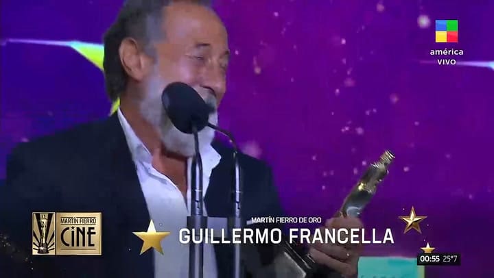 Martin Fierro de Oro para Francella