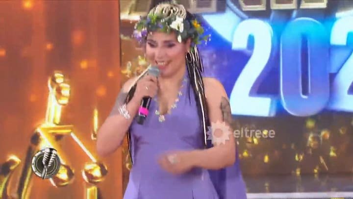 Cantando 2020. Rocío Quiroz y su tatuaje con letras de Karina 'La princesita' - Fuente: eltrece