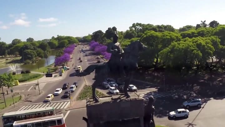 La hora del jacarandá