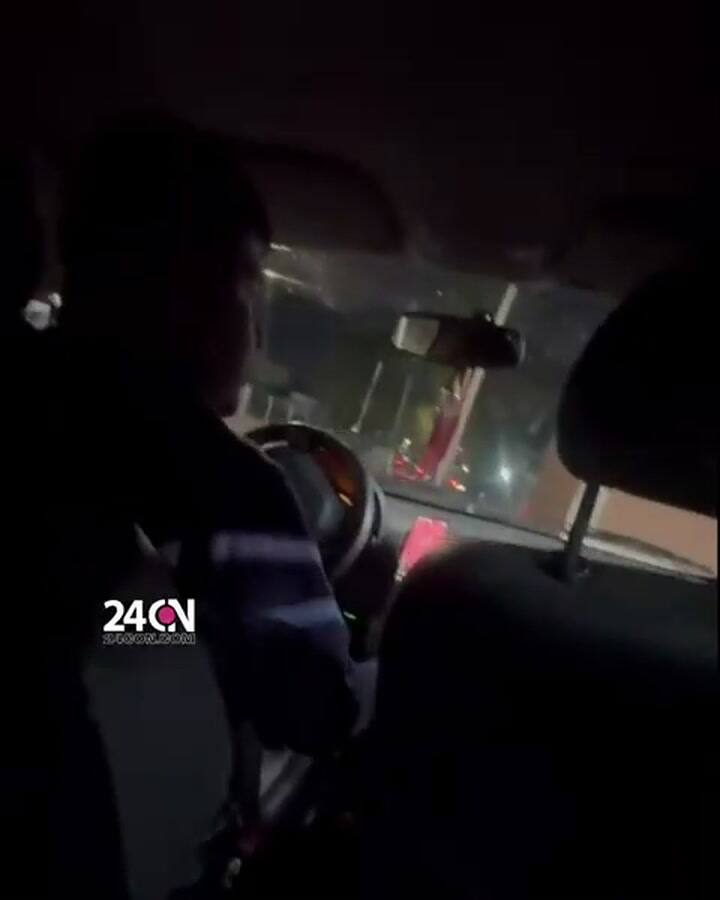 Una mujer denunció que un chofer de Uber la atacó durante un viaje y la bajó del auto